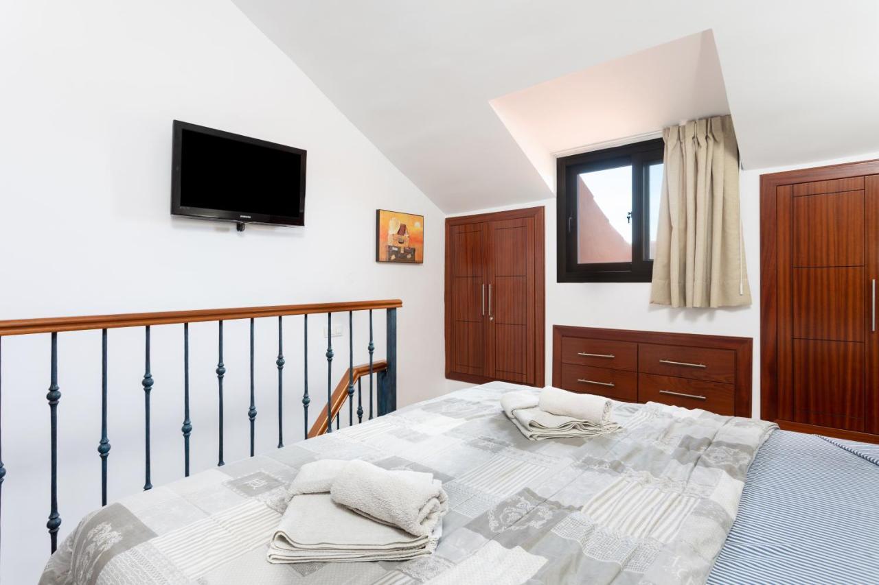 Exclusive Penthouse Playa Las Vistas 4 Close To The Sea And Beach, Aircondition For A Fee, Wifi, Terrace, Heated Pool Playa de las Americas  Ngoại thất bức ảnh