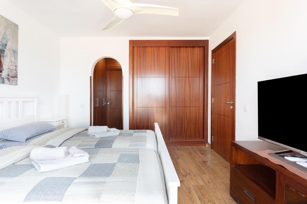 Exclusive Penthouse Playa Las Vistas 4 Close To The Sea And Beach, Aircondition For A Fee, Wifi, Terrace, Heated Pool Playa de las Americas  Ngoại thất bức ảnh